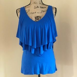 Slimming ruffle layer tank top blouse